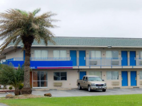 Гостиница Motel 6-Clute, TX  Клат